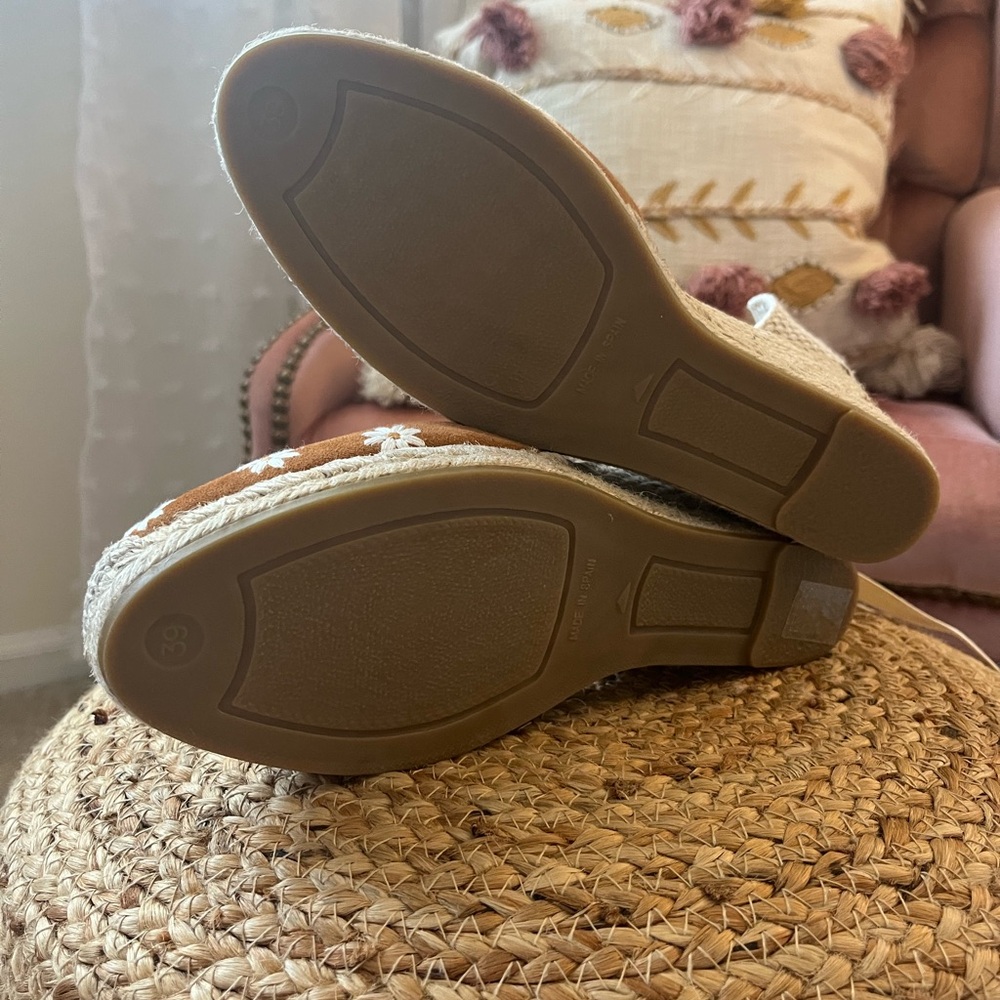 Sèzane Diane Daisy Espadrilles - Picture 5 of 9